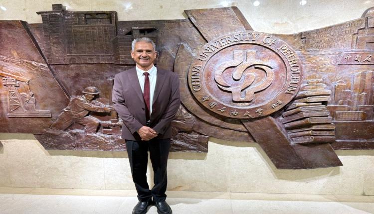 البروفيسور الشعيبي يصل العاصمة عدن بعد رحلة عمل خارجية