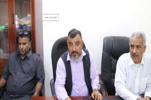 الهيئة الإدارية لمنتدى القشم الثقافي التنموي تعقد إجتماعاً موسعاً